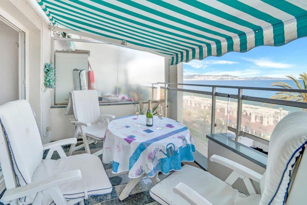 La Prom - A Two Bedroom Apartment With A Sea View 尼斯 外观 照片