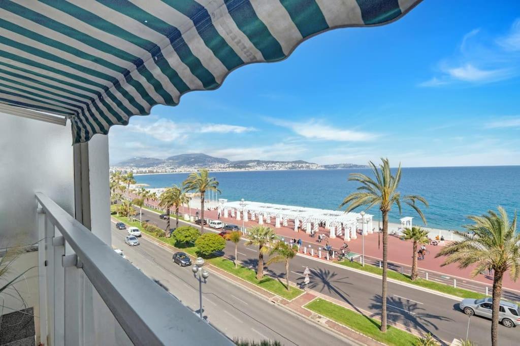 La Prom - A Two Bedroom Apartment With A Sea View 尼斯 外观 照片